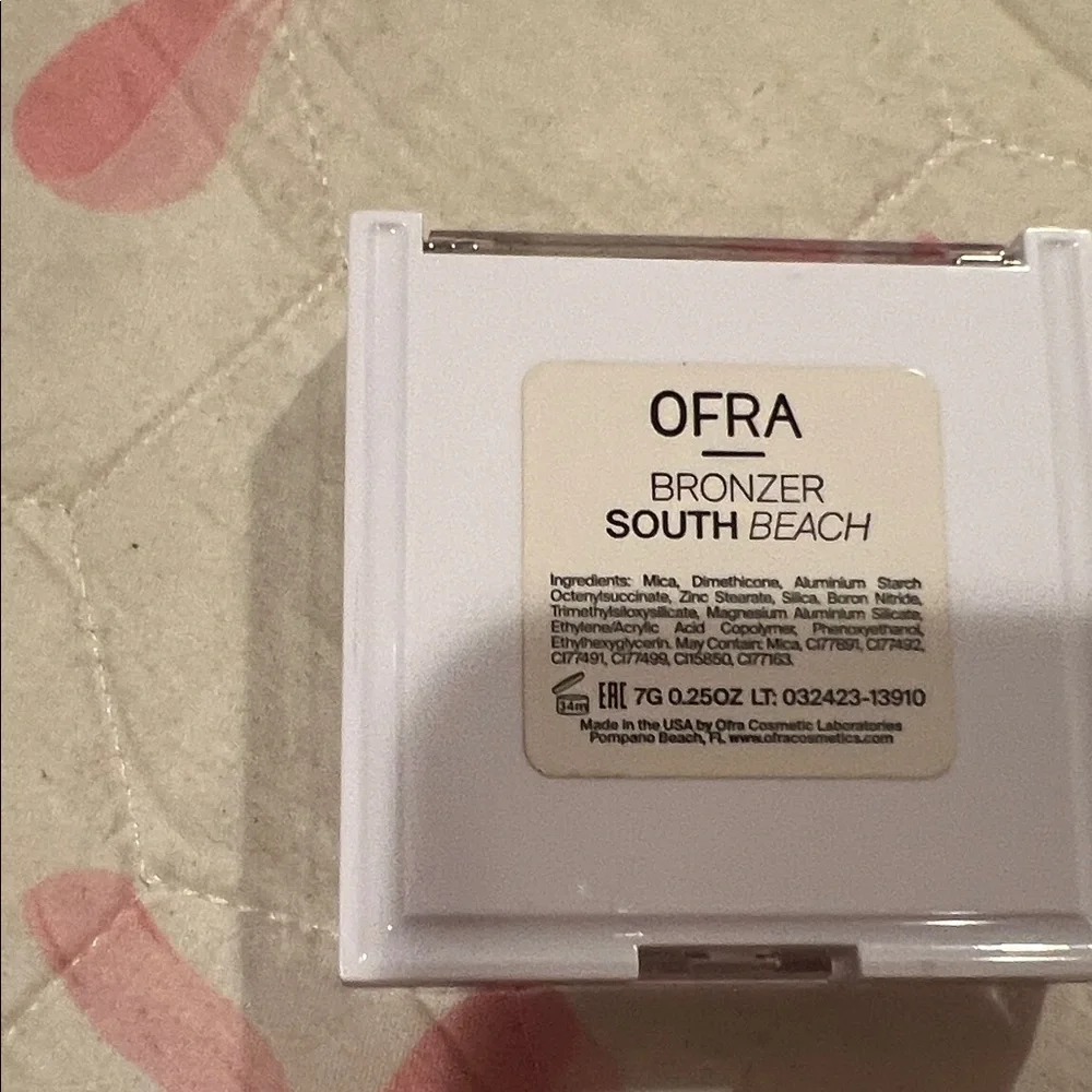 OFRA Bronzer Compact – Warm Brown Shade